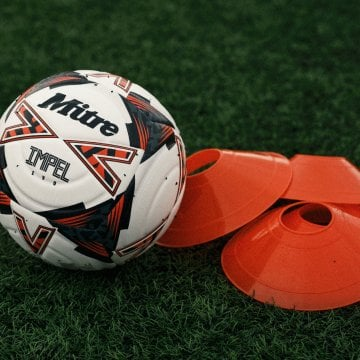 MITRE REVEALS NEW EMIRATES FA CUP & ADOBE WOMEN’S FA CUP BALL DESIGNS FOR 2024/25 SEASON